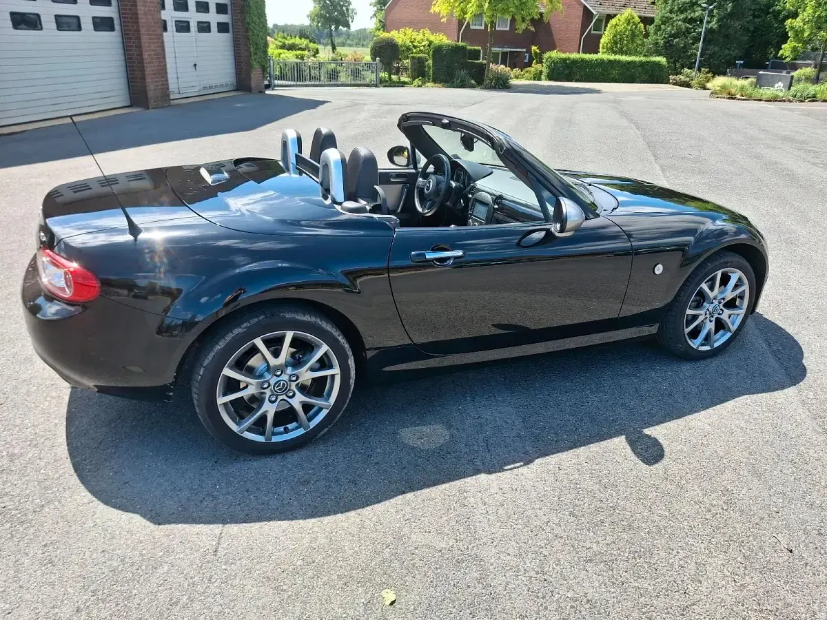 Gebraucht Mazda MX5 Sendo 126 PS (92 kW) 2014 Schwarz Cabrio