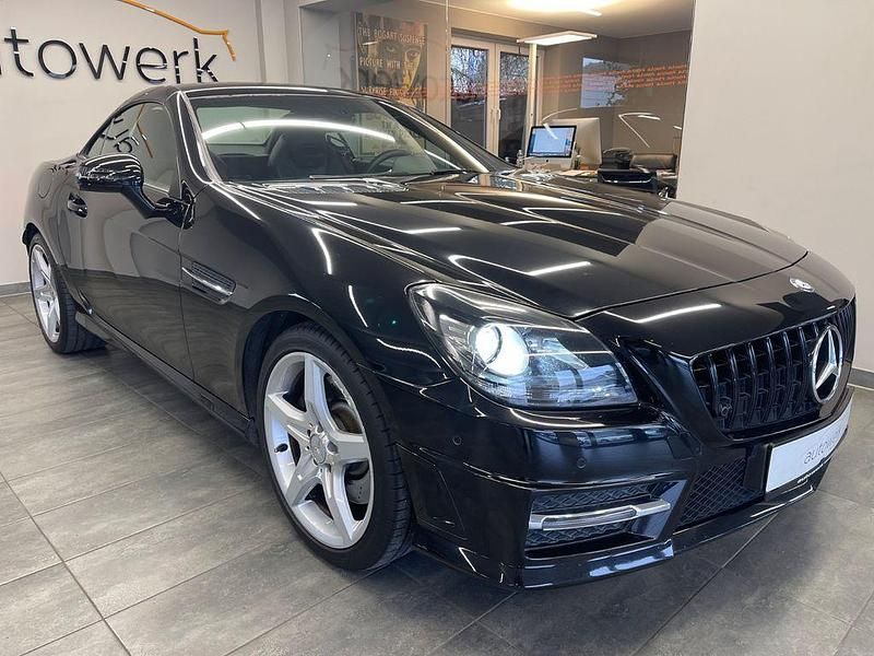 Gebraucht Mercedes SLK200 AMG line 184 PS (135 kW) 2014 Schwarz Cabrio