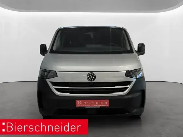 Neu VW T7 150 PS (110 kW) 2026 Grau Van