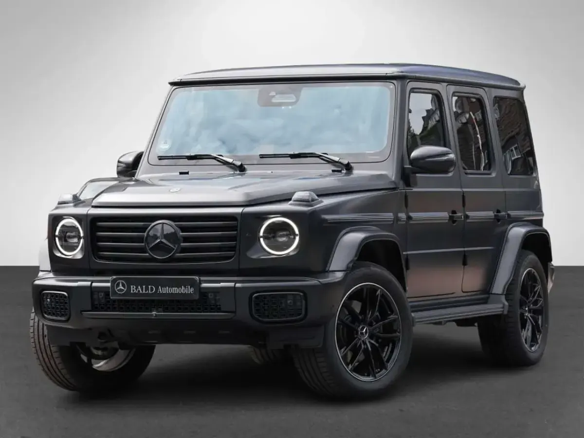 Gebraucht Mercedes G450 AMG 367 PS (269 kW) 2026 Schwarz manufaktur nachtschwar SUV