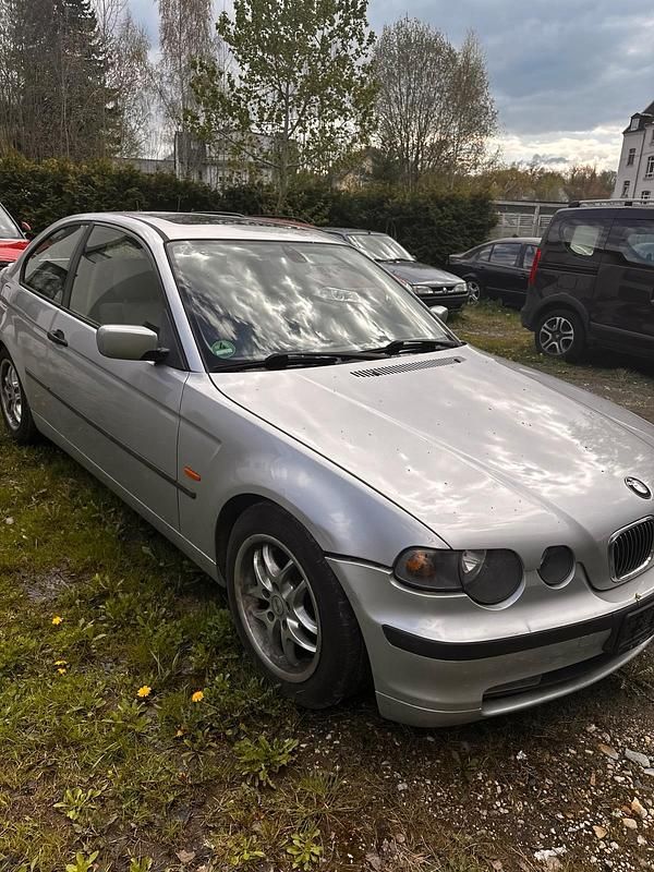 Occasion BMW 318 143 ch (105 kW) 2002 Argent Coupé