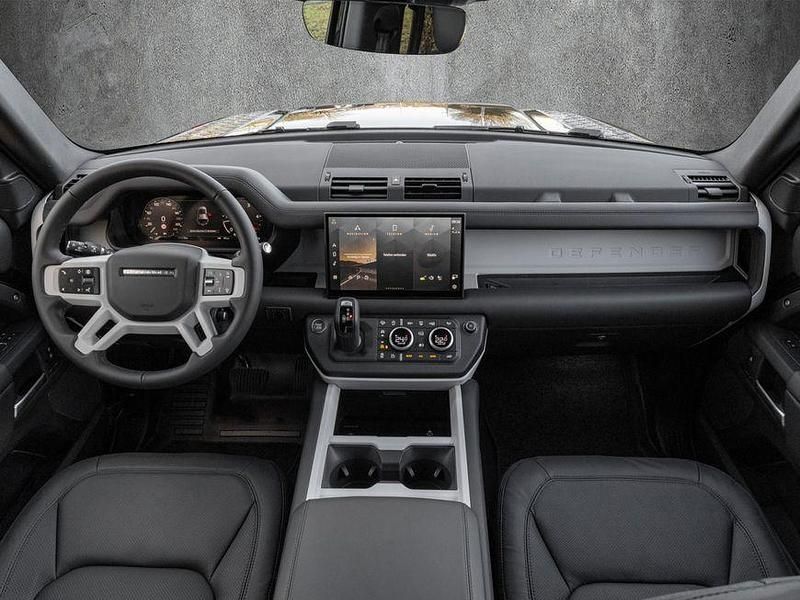 Gebraucht Land Rover Defender HSE Dynamic 300 PS (220 kW) 2025 Santorini black metallic SUV