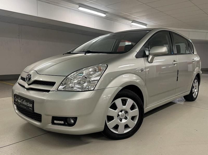 Silber Gebraucht 2006 Toyota Corolla Verso Sol Van / Kleinbus | 4.990 € (Fairer Preis) - Bild 1/4