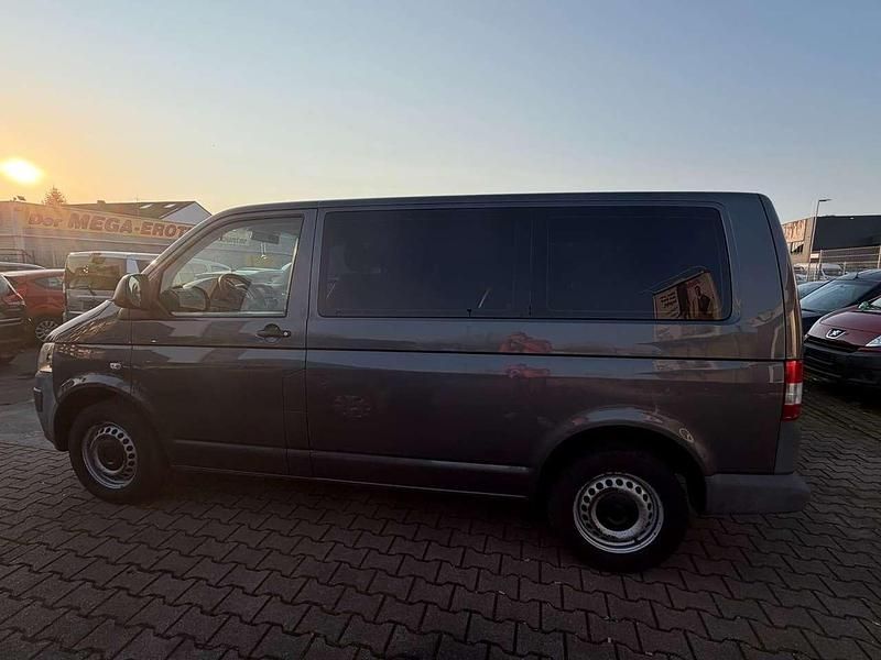 Gebraucht VW Transporter 102 PS (75 kW) 2010 Natural grey metallic Van