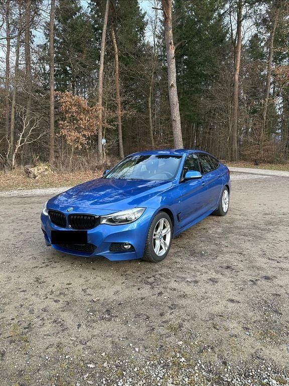 Gebraucht BMW 330 M Sport 252 PS (185 kW) 2016 Blau Limousine