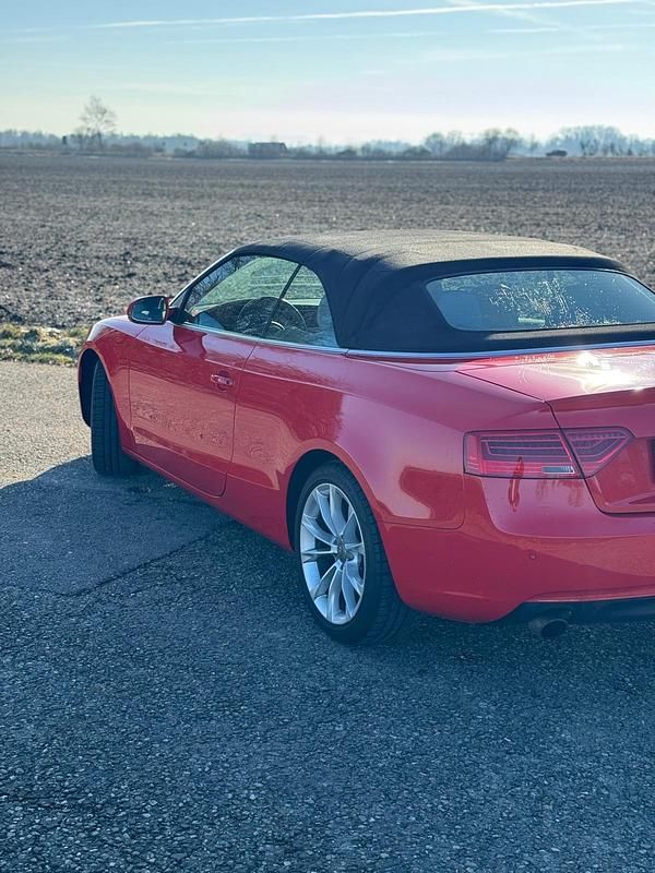 Gebraucht Audi A5 Cabriolet 272 PS (200 kW) 2013 Rot Cabrio