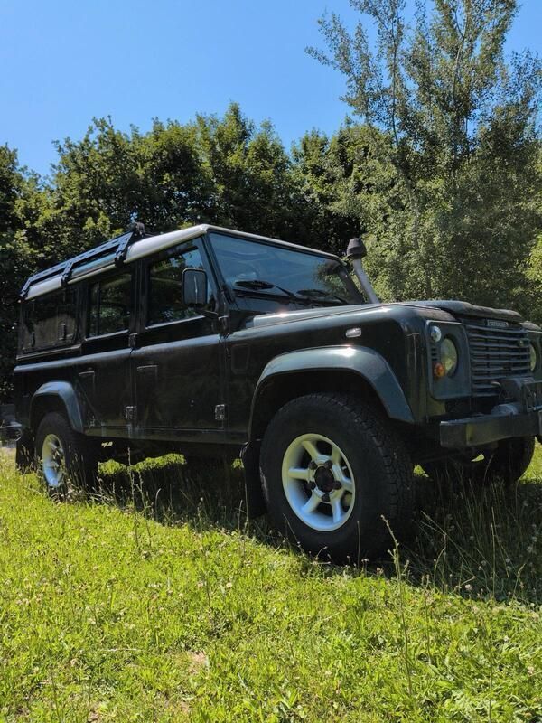 Grün Gebraucht 1999 Land Rover Defender SUV | 15.000 € - Bild 1/4