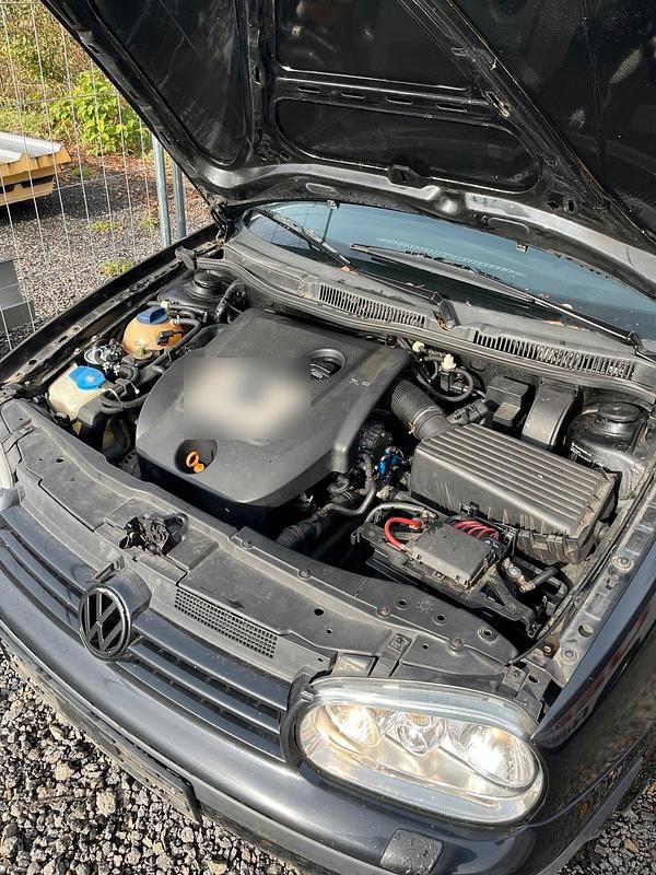 Gebraucht VW Golf IV 101 PS (74 kW) 2000 Schwarz Kleinwagen