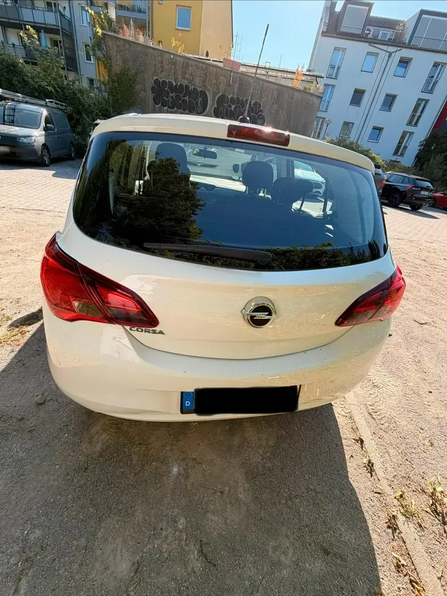 Gebraucht Opel Corsa Selection 69 PS (50 kW) 2016 Weiß Kleinwagen