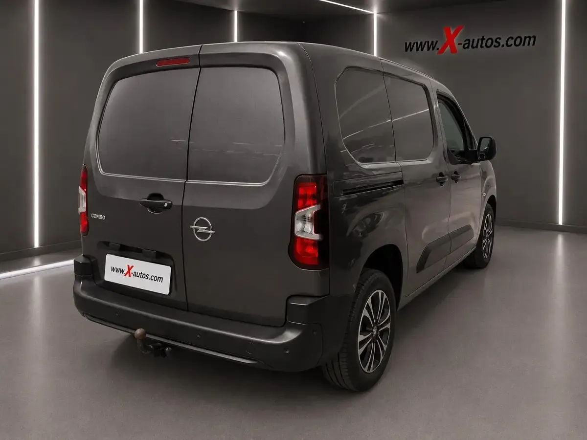 Gebraucht Opel Combo Edition 131 PS (96 kW) 2021 Grau Van / Kleinbus
