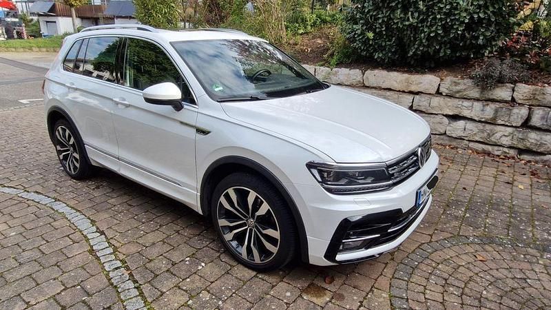 Second-hand VW Tiguan Highline 239 CP (175 kW) 2017 Alb SUV