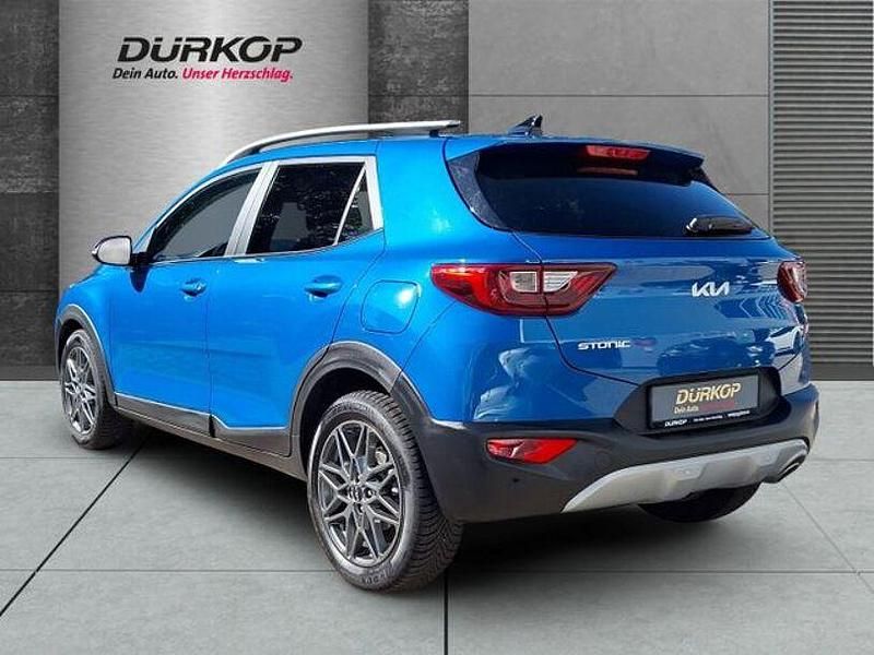 Gebraucht Kia Stonic 120 PS (88 kW) 2024 Blau SUV