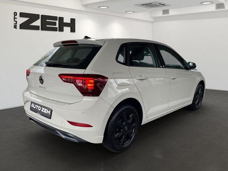 Gebraucht VW Polo 95 PS (69 kW) 2022 Ascotgrau Kleinwagen
