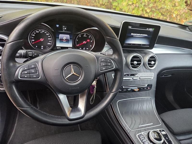 Gebraucht Mercedes GLC220 170 PS (125 kW) 2017 Weiß SUV