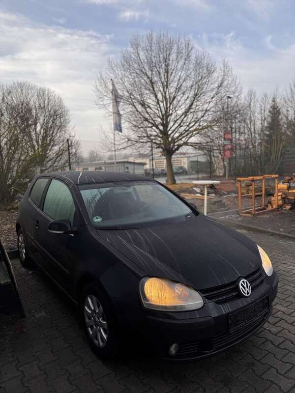 Gebraucht 2003 VW Golf IV Comfortline Limousine | 3.100 € (Teuer) - Bild 1/4