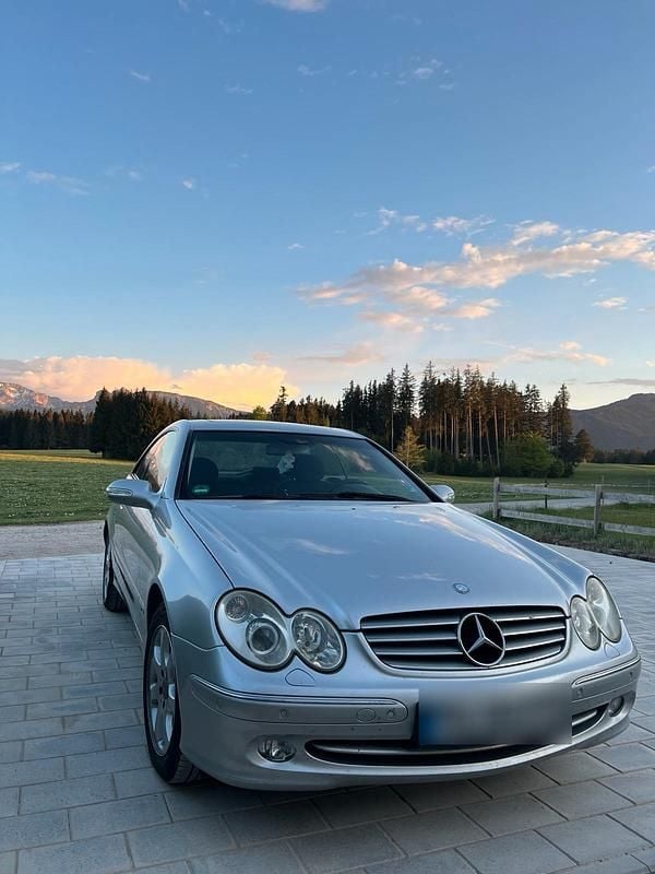 Silber Gebraucht 2004 Mercedes CLK200 Coupé | 3.000 € - Bild 1/2