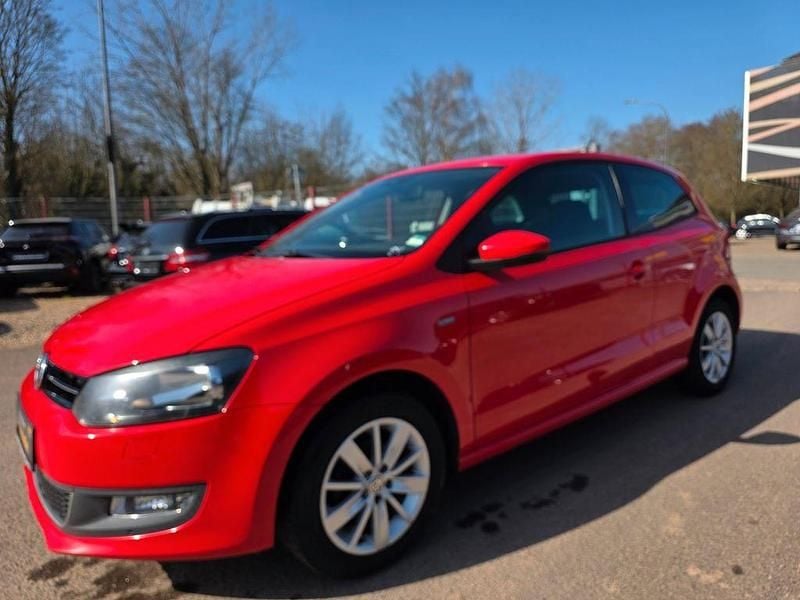 Gebraucht VW Polo Life 86 PS (63 kW) 2013 Rot Kleinwagen