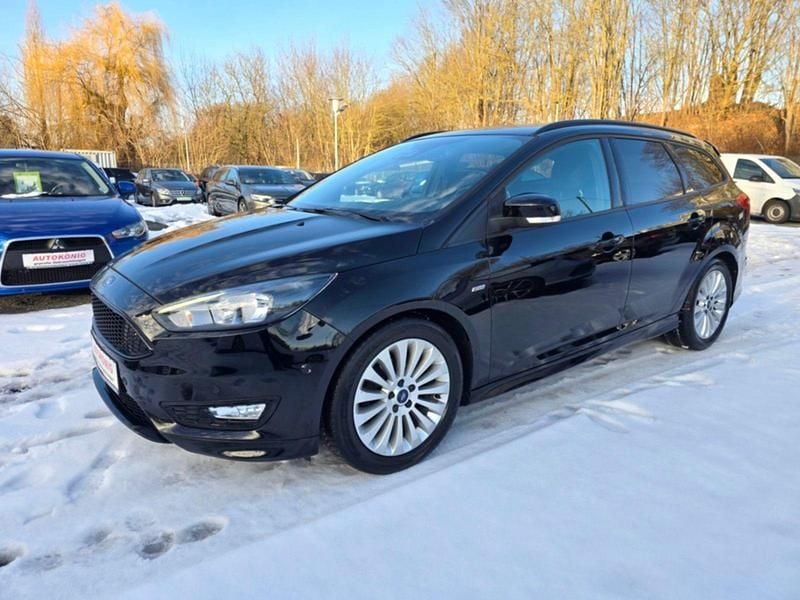 Schwarz Gebraucht 2017 Ford Focus ST-Line Kombi | 8.990 € (Fairer Preis) - Bild 1/4