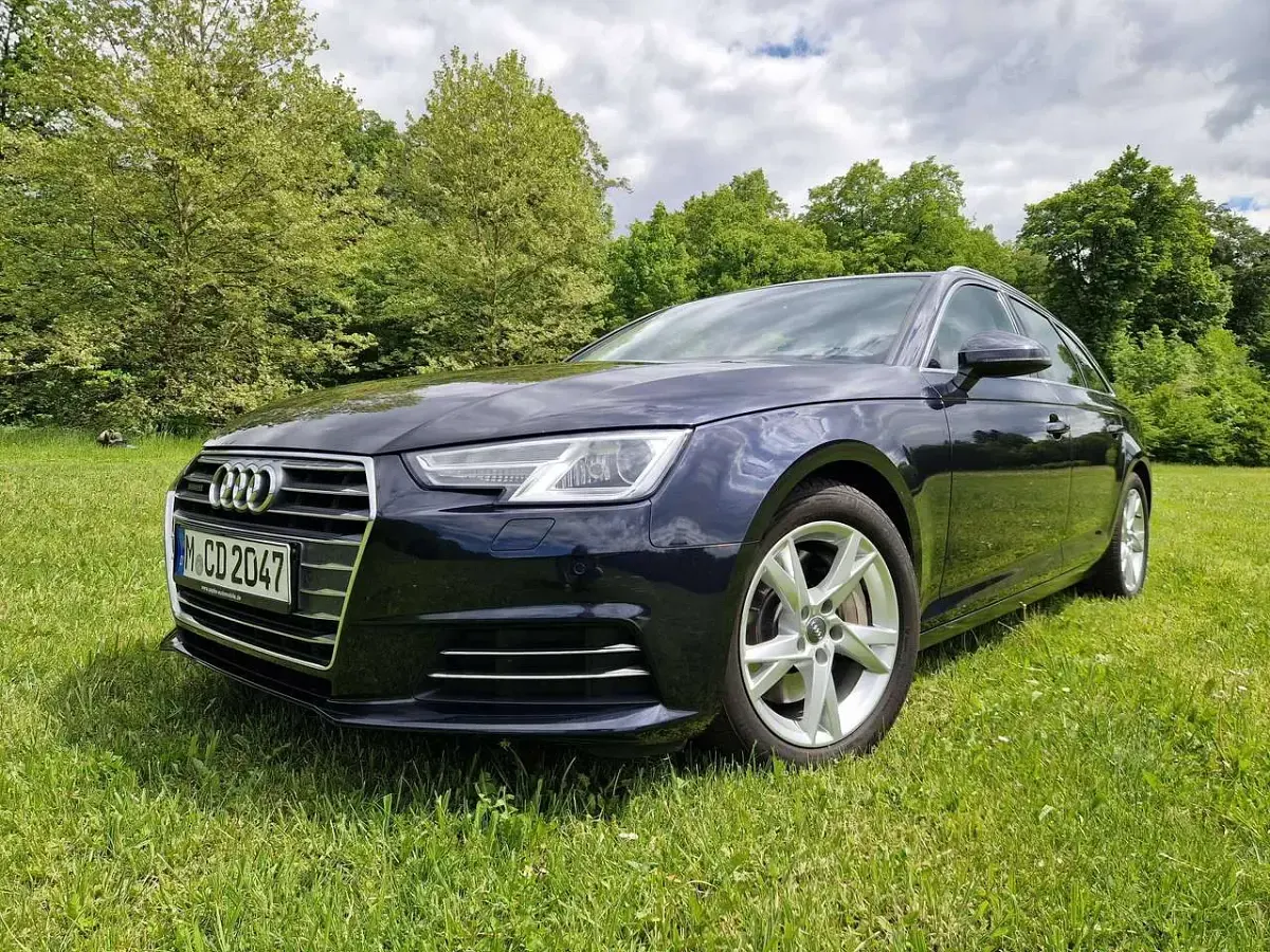 Gebraucht Audi A4 Sport 272 PS (200 kW) 2016 Schwarz Kombi