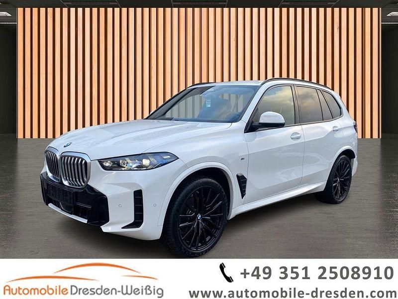 Weiß Gebraucht 2024 BMW X5 Sport Line SUV | 73.980 € (Superpreis) - Bild 1/3