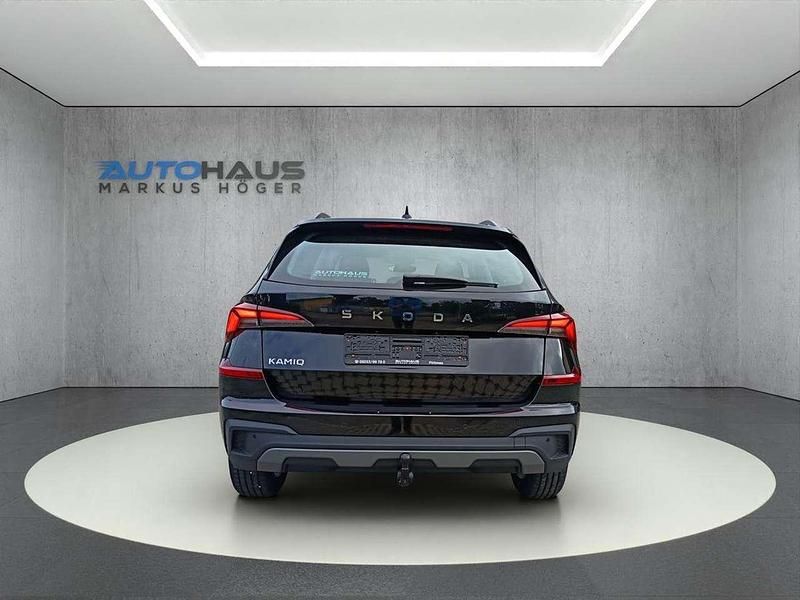 Neu Skoda Kamiq 150 PS (110 kW) 2025 Schwarzmagic perleffekt SUV