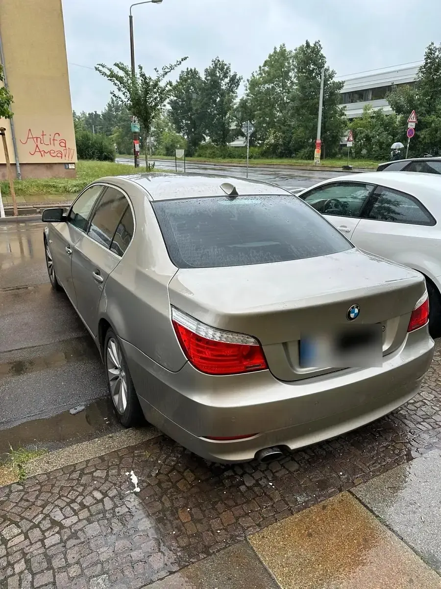 Gebraucht BMW 520 177 PS (130 kW) 2009 Andere farben Limousine