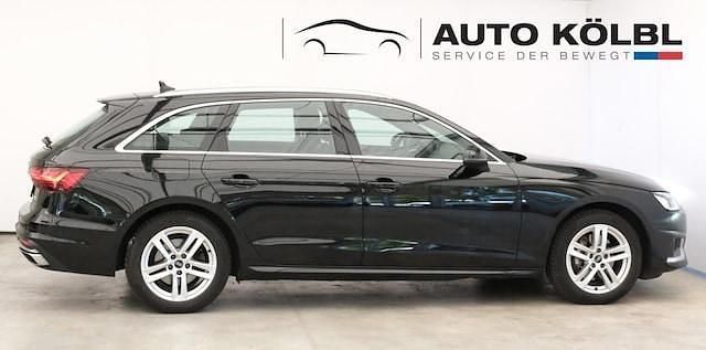 Gebraucht Audi A4 Ambiente 204 PS (150 kW) 2021 Schwarz metallic Kombi