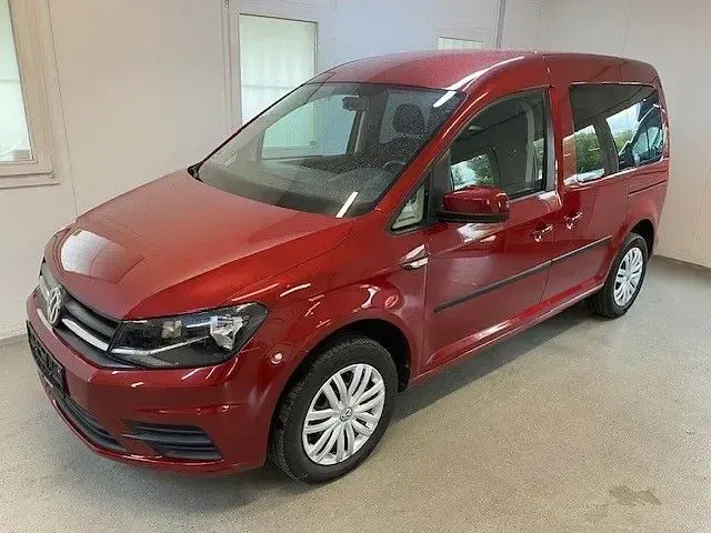 Gebraucht VW Caddy 131 PS (96 kW) 2019 Fortanarot metallic Van / Kleinbus