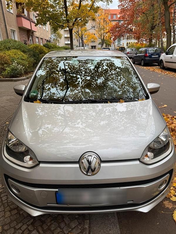 Silber Gebraucht 2015 VW up! Move Kleinwagen | 4.750 € - Bild 1/4