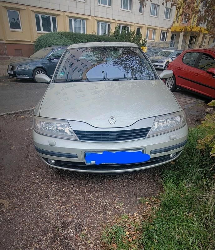 Gelb Gebraucht 2003 Renault Laguna II Limousine | 1.300 € (Fairer Preis) - Bild 1/4