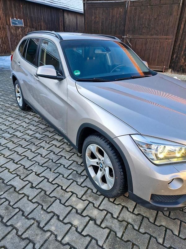 Gebraucht BMW X1 183 PS (134 kW) 2012 Grau SUV
