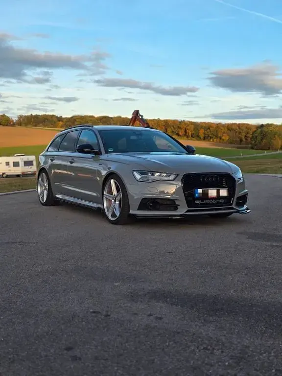 Gebraucht Audi A6 Ambiente 326 PS (239 kW) 2016 Grau Kombi