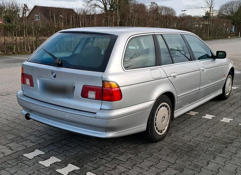 Second-hand BMW 525 192 CP (141 kW) 2002 Argintiu Break