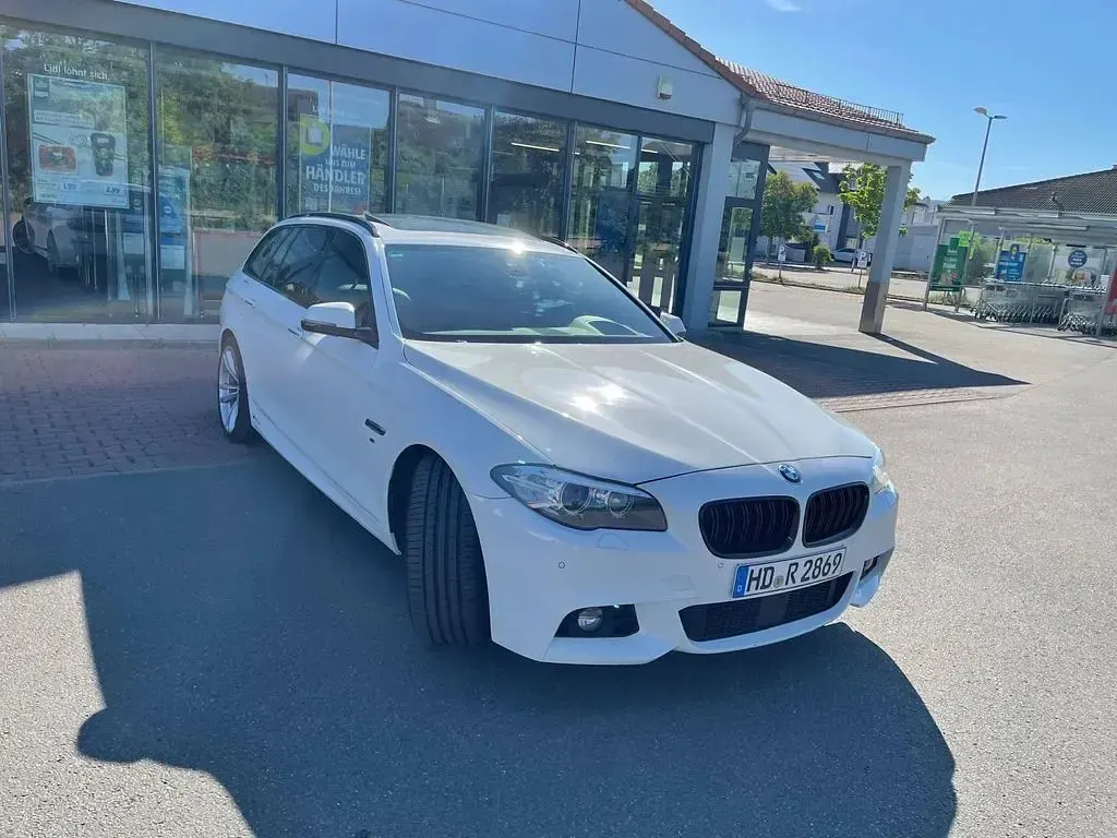 Gebraucht BMW 530 M Performance 258 PS (189 kW) 2013 Weiß Kombi