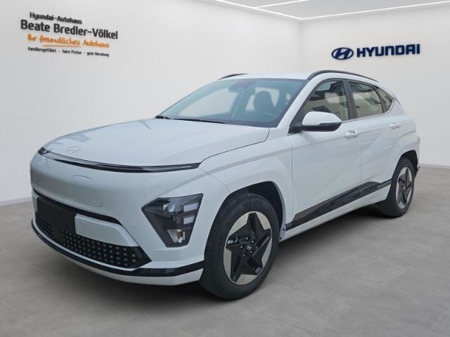 Atlas white Neu 2024 Hyundai Kona Advantage SUV | 29.990 € (Superpreis) - Bild 1/4