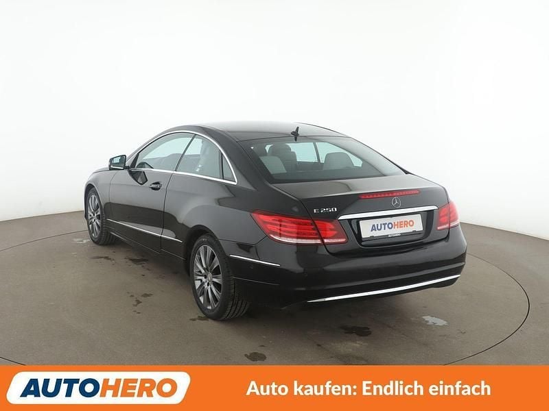 Second-hand Mercedes E250 211 CP (155 kW) 2015 Negru Coupe