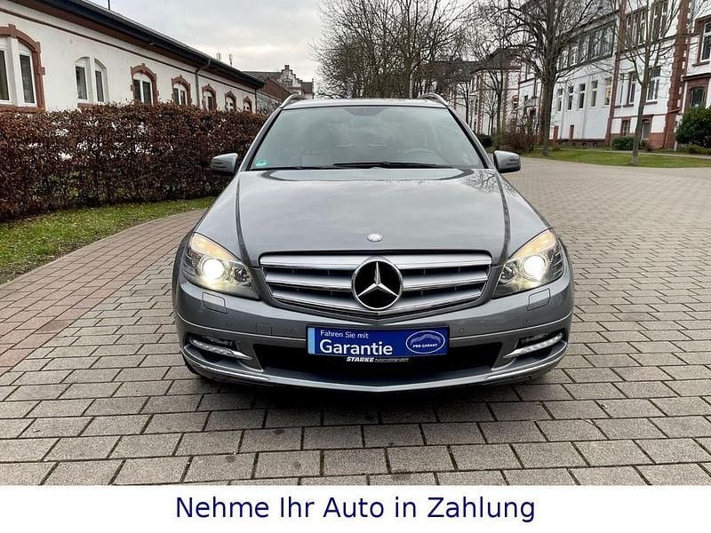 Gebraucht Mercedes C250 204 PS (150 kW) 2010 Silber Limousine