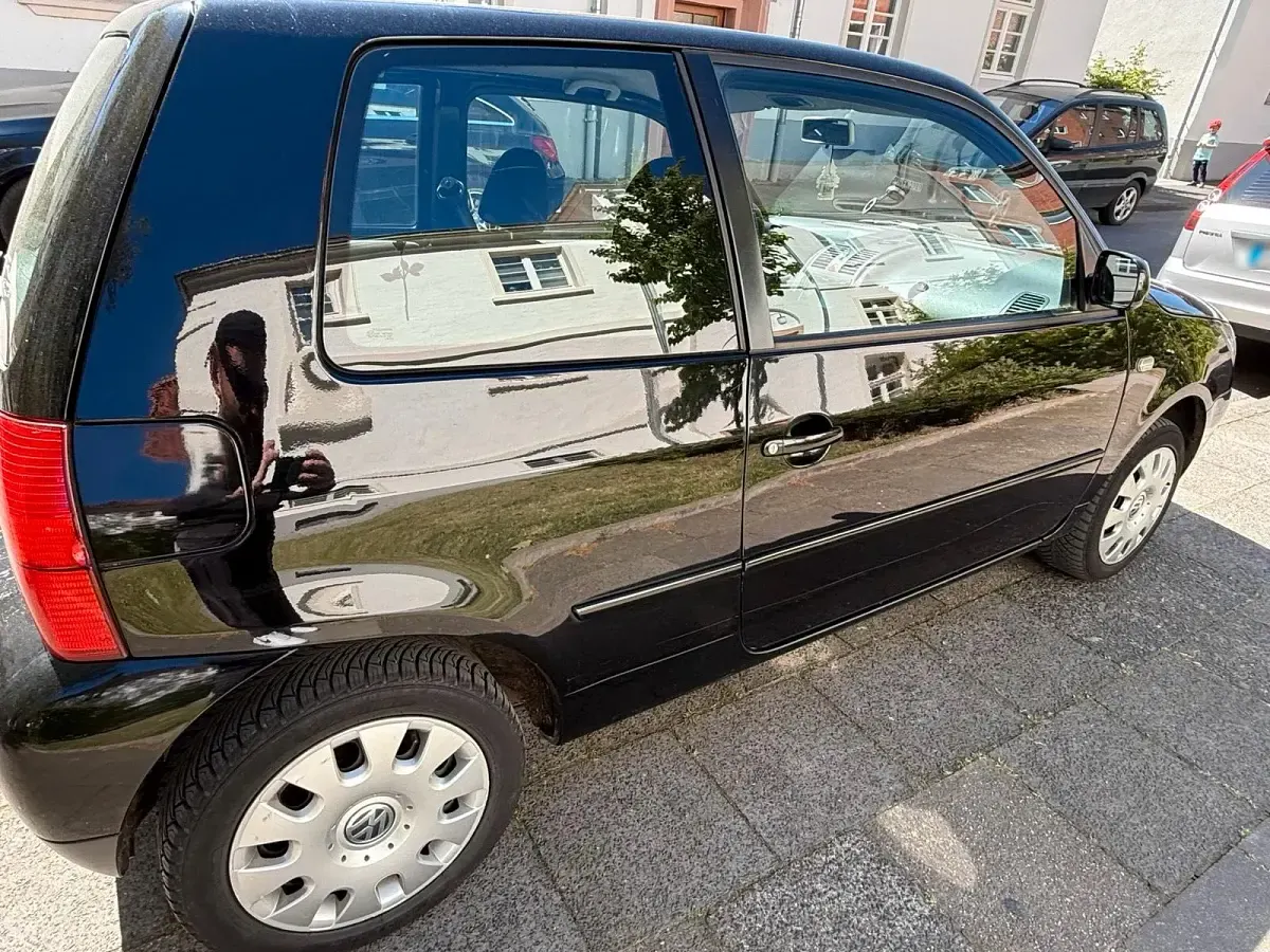 Second-hand VW Lupo 60 CP (44 kW) 2004 Negru Hatchback