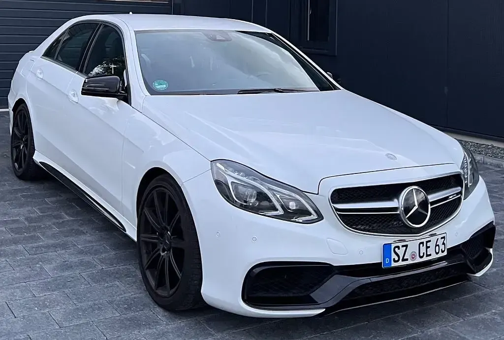 Gebraucht Mercedes E63S AMG AMG 585 PS (430 kW) 2013 Weiß Limousine
