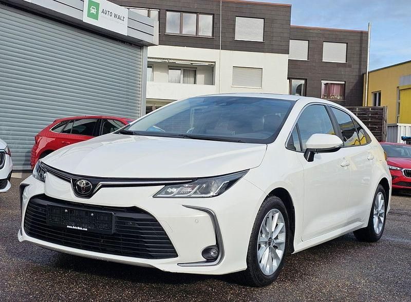 Gebraucht Toyota Corolla Comfort 140 PS (102 kW) 2023 Weiß Limousine