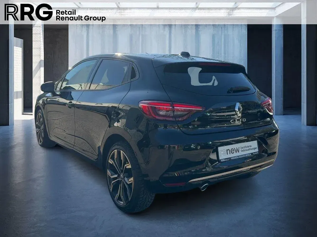 Gebraucht Renault Clio V 91 PS (66 kW) 2022 Schwarz Limousine
