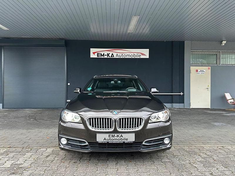 Gebraucht BMW 530 258 PS (189 kW) 2014 Braun Kombi