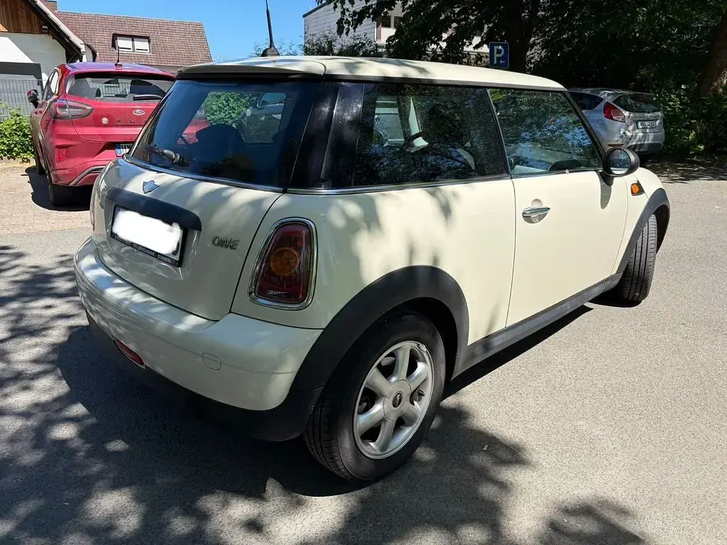 Gebraucht Mini ONE 75 PS (55 kW) 2010 Beige Kleinwagen