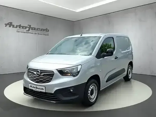 Gebraucht Opel Combo Edition 110 PS (80 kW) 2024 Van / Kleinbus