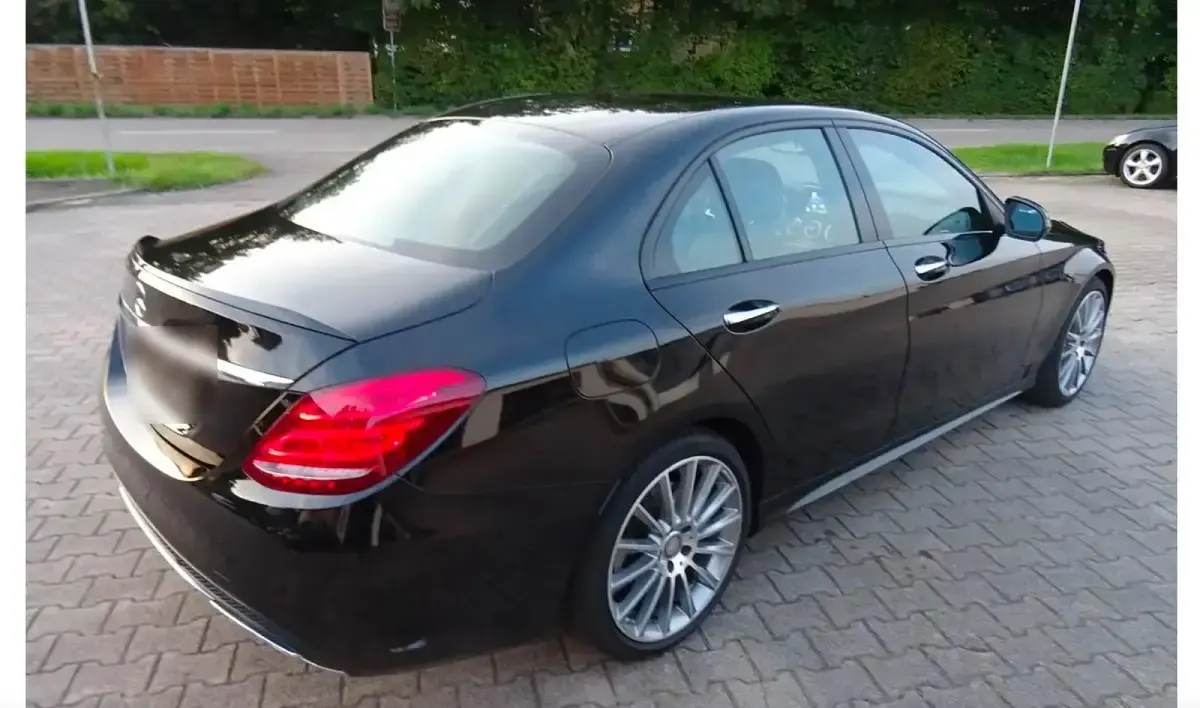 Gebraucht Mercedes C450 AMG AMG 367 PS (269 kW) 2015 Schwarz Limousine