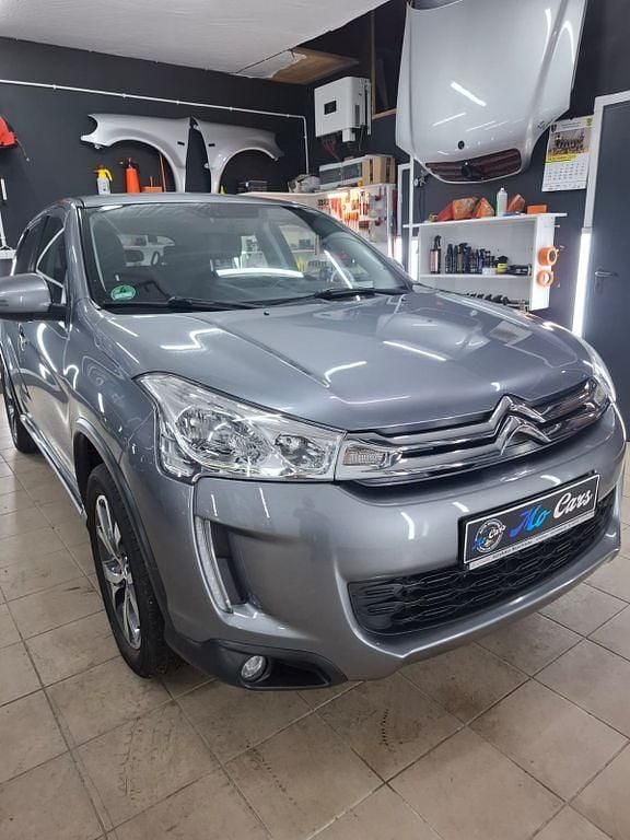 Blau Gebraucht 2016 Citroën C4 Aircross Start SUV | 8.399 € (Guter Preis) - Bild 1/4