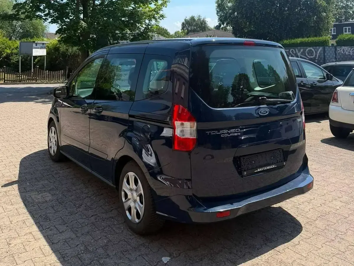 Gebraucht Ford Tourneo Trend 101 PS (74 kW) 2015 Blau Kombi