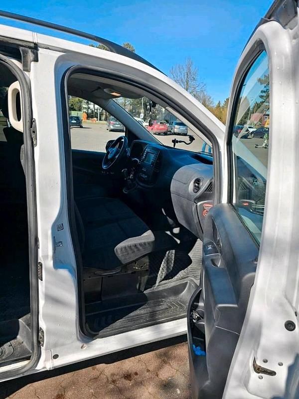 Gebraucht Mercedes Vito 163 PS (119 kW) 2018 Weiß Van