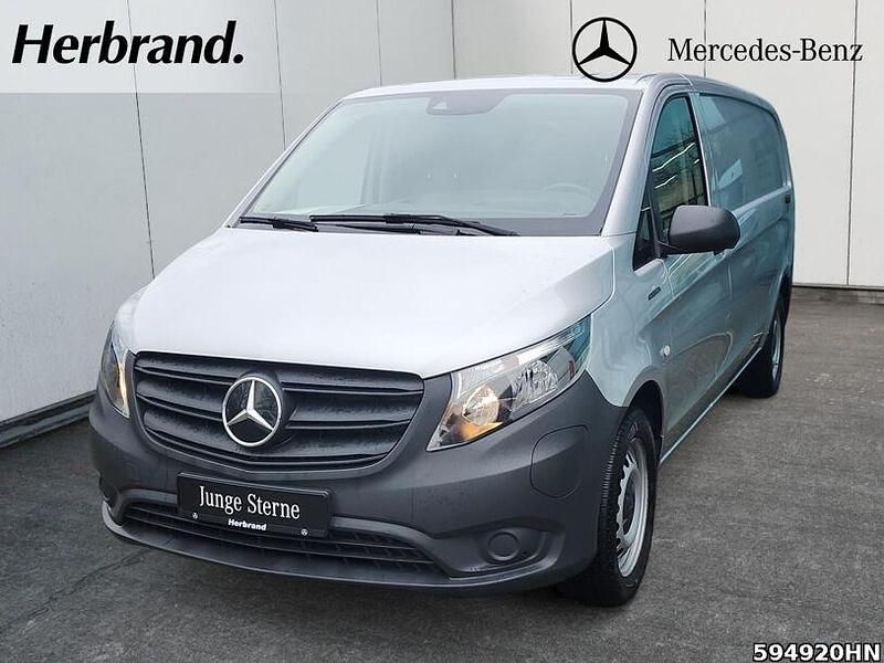 Gebraucht Mercedes e-Vito 85 kW (116 PS) 2023 Silber Van / Kleinbus
