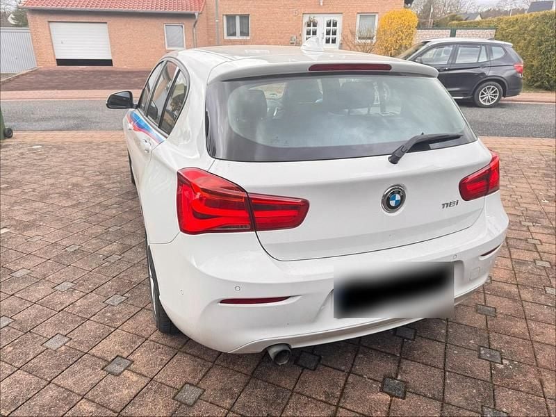 Gebraucht BMW 118 136 PS (100 kW) 2018 Weiß Kleinwagen